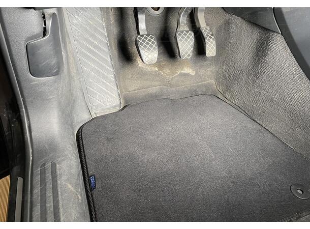 Gulvmatter i stoff til Audi Q5 2008-2016 | gytisautek.no