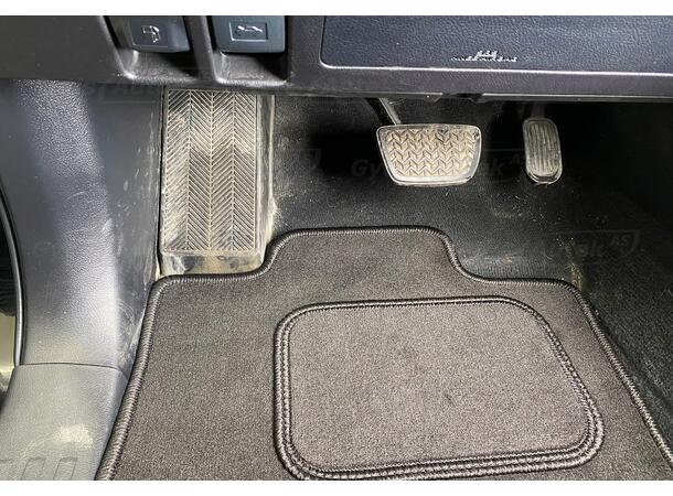 Gulvmatter i stoff til Toyota Land Cruiser 150 2014-> | gytisautek.no