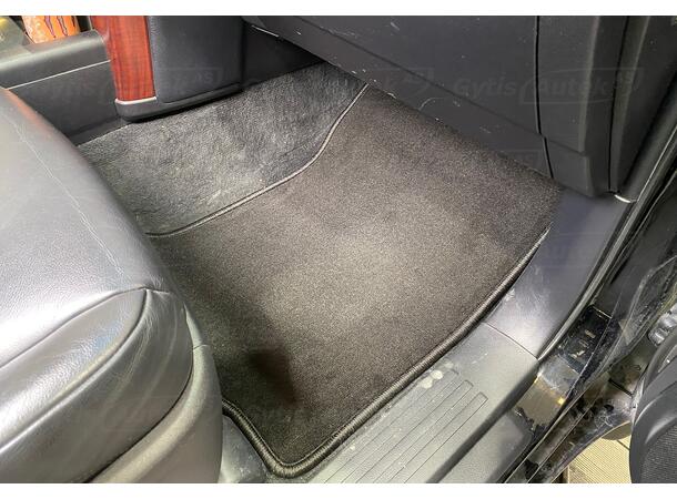 Gulvmatter i stoff til Toyota Land Cruiser 150 2014-> | gytisautek.no