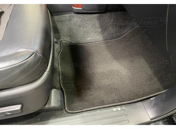 Gulvmatter i stoff til Toyota Land Cruiser 150 2014-> | gytisautek.no