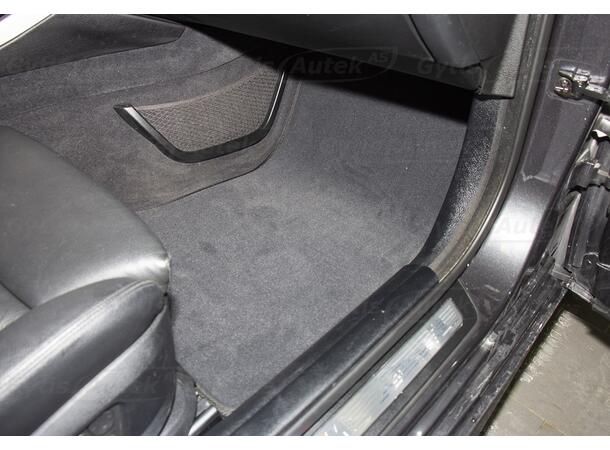 Gulvmatter i stoff til BMW 5 ser. F10/F11 2013-2016 | gytisautek.no