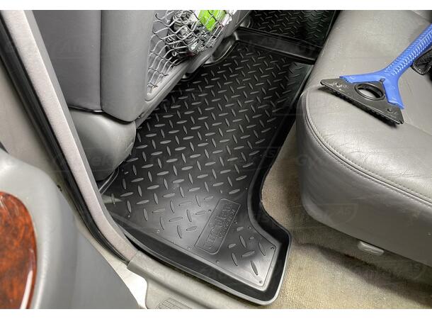 Gulvmatter til Toyota Land Cruiser 100 1998-2007 | gytisautek.no