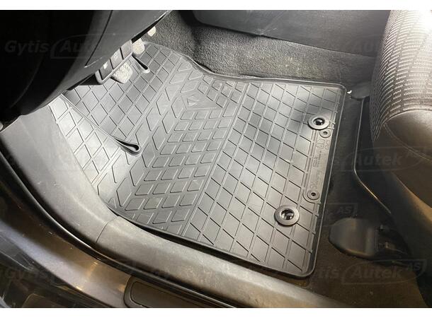 Gummimatter til Toyota Avensis 2009-2018| gytisautek.no