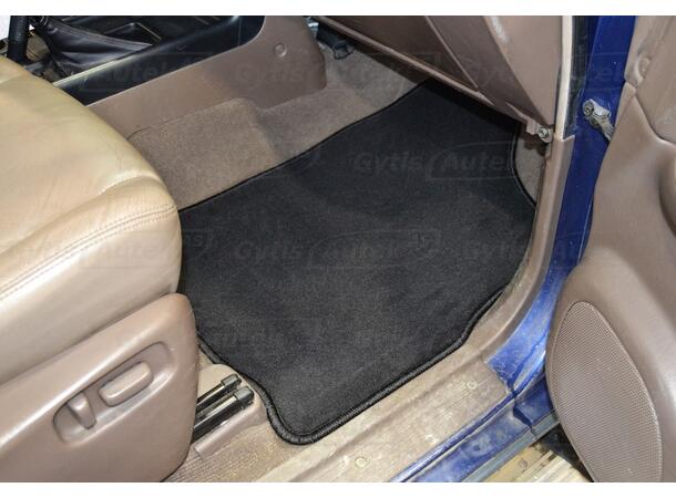 Gulvmatter i stoff til Toyota Land Cruiser 90 | gytisautek.no