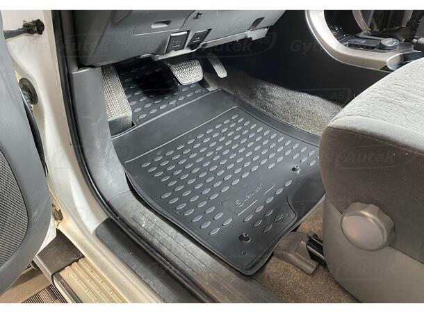 Gulvmatter til Toyota Land Cruiser 120 2002-2009 | gytisautek.no
