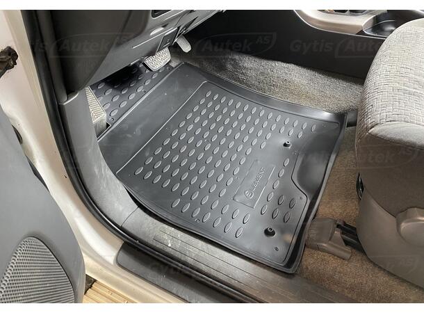 Gulvmatter til Toyota Land Cruiser 120 2002-2009 | gytisautek.no