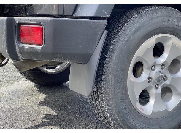 Skvettlapper til Jeep Wrangler | 100% passform | gytisautek.no