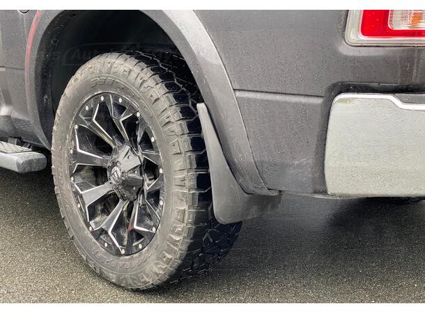 Skvettlapper til Dodge RAM 2009-2018 | 100% passform | gytisautek.no