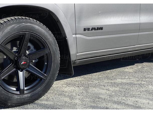 Skvettlapper til Dodge RAM 2019-> | 100% passform | gytisautek.no