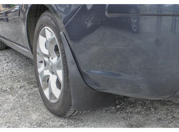 Skvettlapper til Opel Zafira B | 100% passform | gytisautek.no