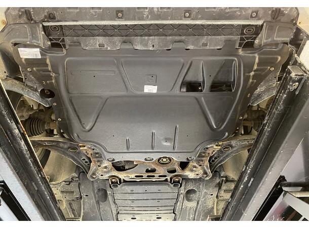 Plate under motor til Skoda Superb 2015-> | gytisautek.no