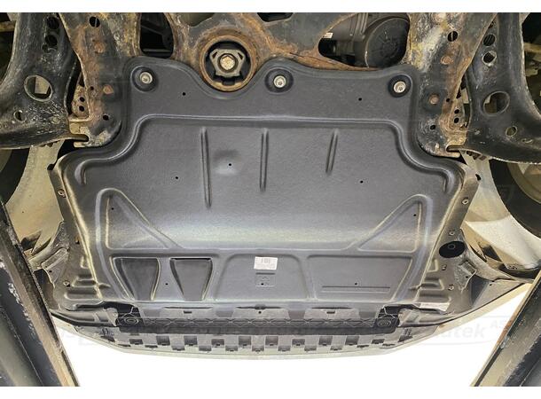 Plate under motor til Skoda Superb 2015-> | gytisautek.no