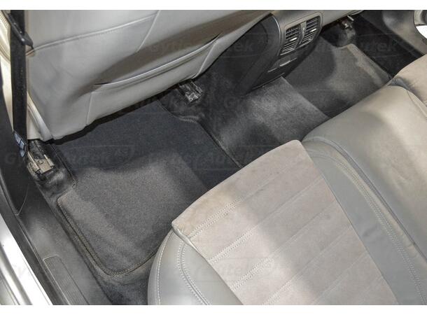 Gulvmatter i stoff til VW Passat B6 2005-2010 | gytisautek.no