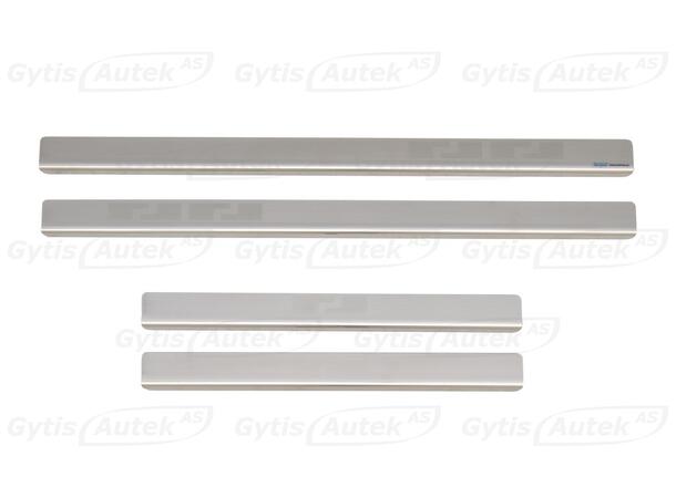 Toyota Hilux 2005-2011 | Innstigningslister |  gytisautek.no