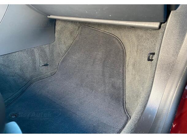 Gulvmatter i stoff til Volvo V60 2010-2018 | gytisautek.no