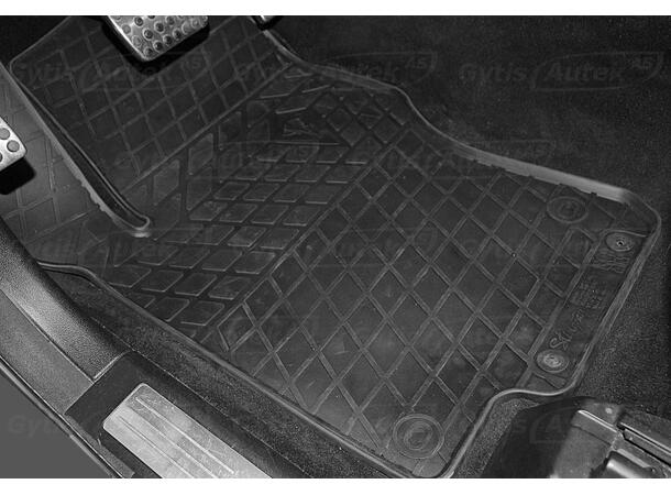 Gummimatter til MB M-Klasse W164 2006-2011| gytisautek.no