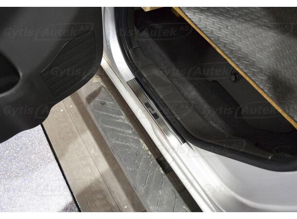 Nissan Pathfinder 2005-2010 | Innstigningslister |  gytisautek.no