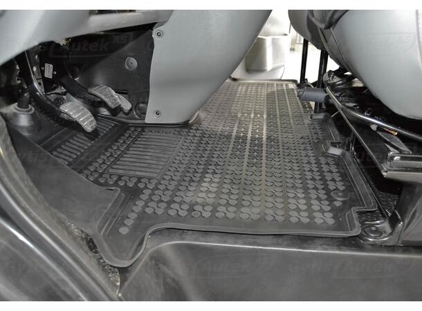 Opel Vivaro 2001-2014 gulvmatter | gytisautek.no