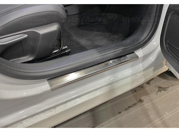 Peugeot 208 / e-208 2020-> | Innstigningslister |  gytisautek.no