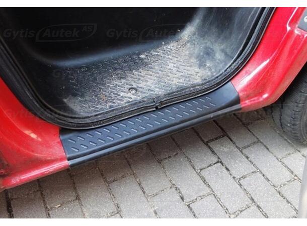 Innstigningslister i plast til Renault Master | gytisautek.no