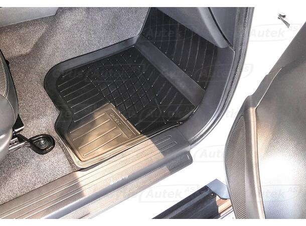 Gulvmatter til Mitsubishi L200 2016-> | gytisautek.no