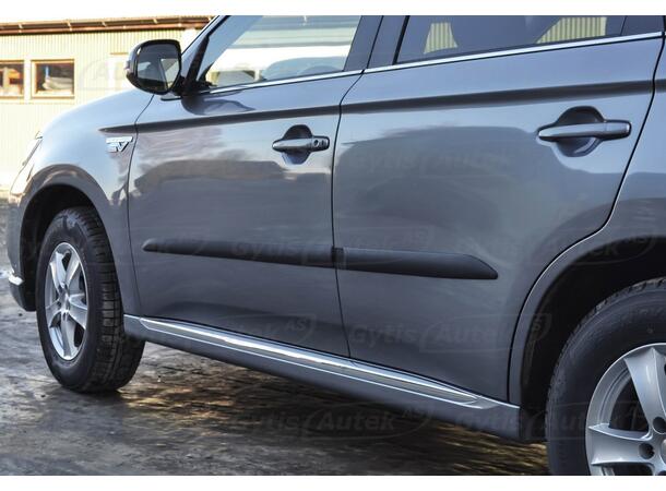 Sidelister til Mitsubishi Outlander 2013-> | gytisautek.no