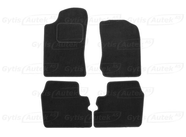 Gulvmatter i stoff til Toyota Hilux 2002-2005 | gytisautek.no
